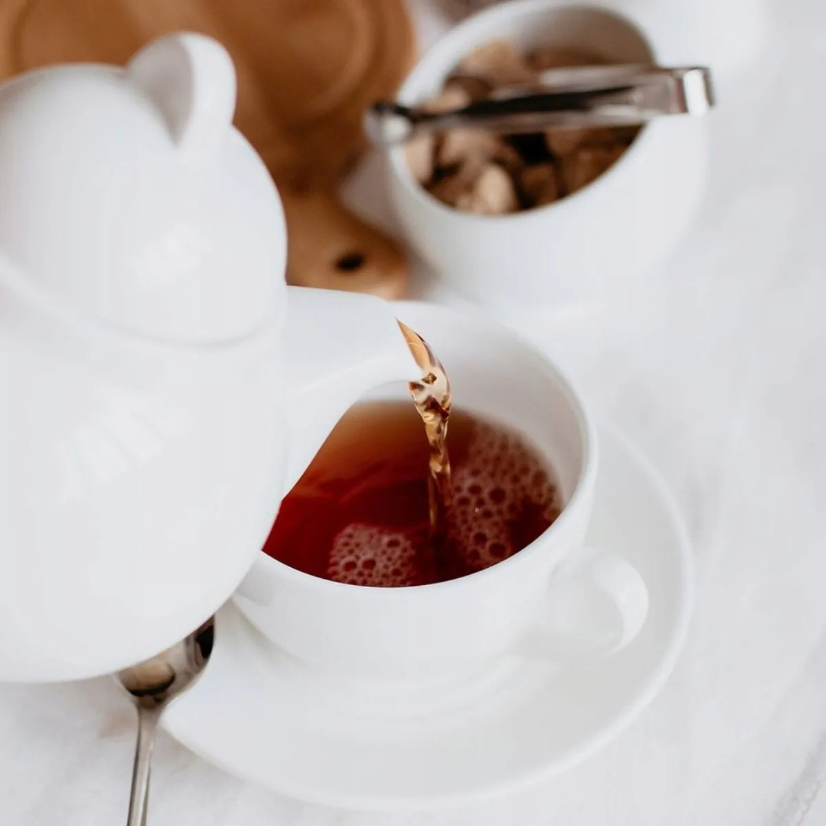 Wilmax Tasse mit Untertasse 190 ml Weiß aus Porzellan