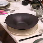 Wilmax Gewellte Servierplatte 30 cm 700 ml Schwarz aus Porzellan