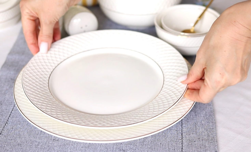 Wilmax Speiseteller 25,5 cm 2er-Set Weiß mit Goldlinien aus Porzellan