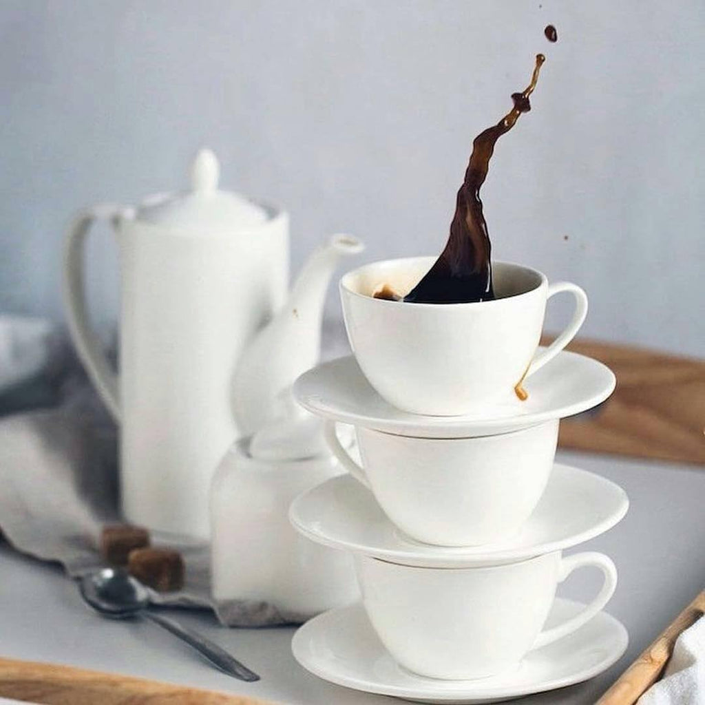Wilmax Tasse mit Untertasse 220 ml Weiß aus Porzellan