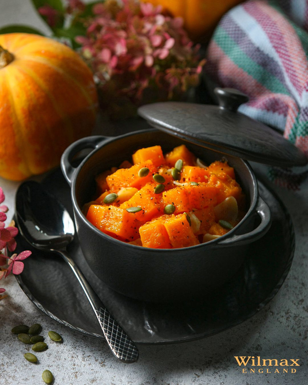 Wilmax Topf mit Deckel 600 ml Schwarz aus Porzellan
