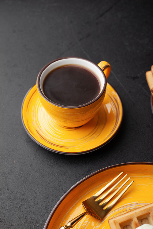 Wilmax Tasse mit Untertasse 190 ml 6er-Set Gelb aus Porzellan