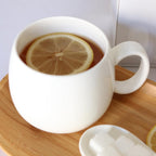 Wilmax Servierset 4-teilig mit Bambustellern 17,5 cm und Porzellanbechern 400 ml
