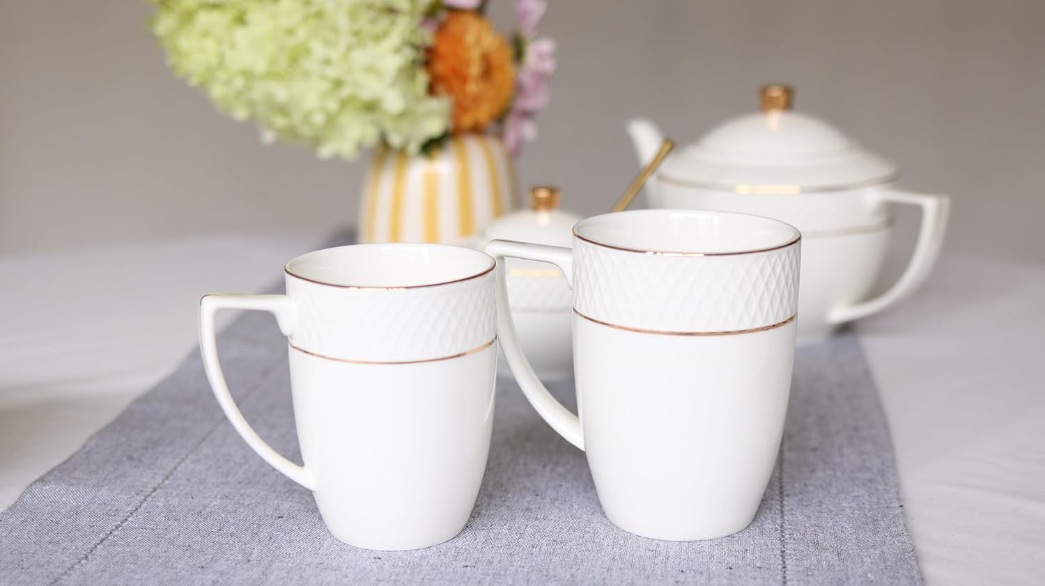 Wilmax Tasse 450 ml Weiß mit Golddekor aus Porzellan