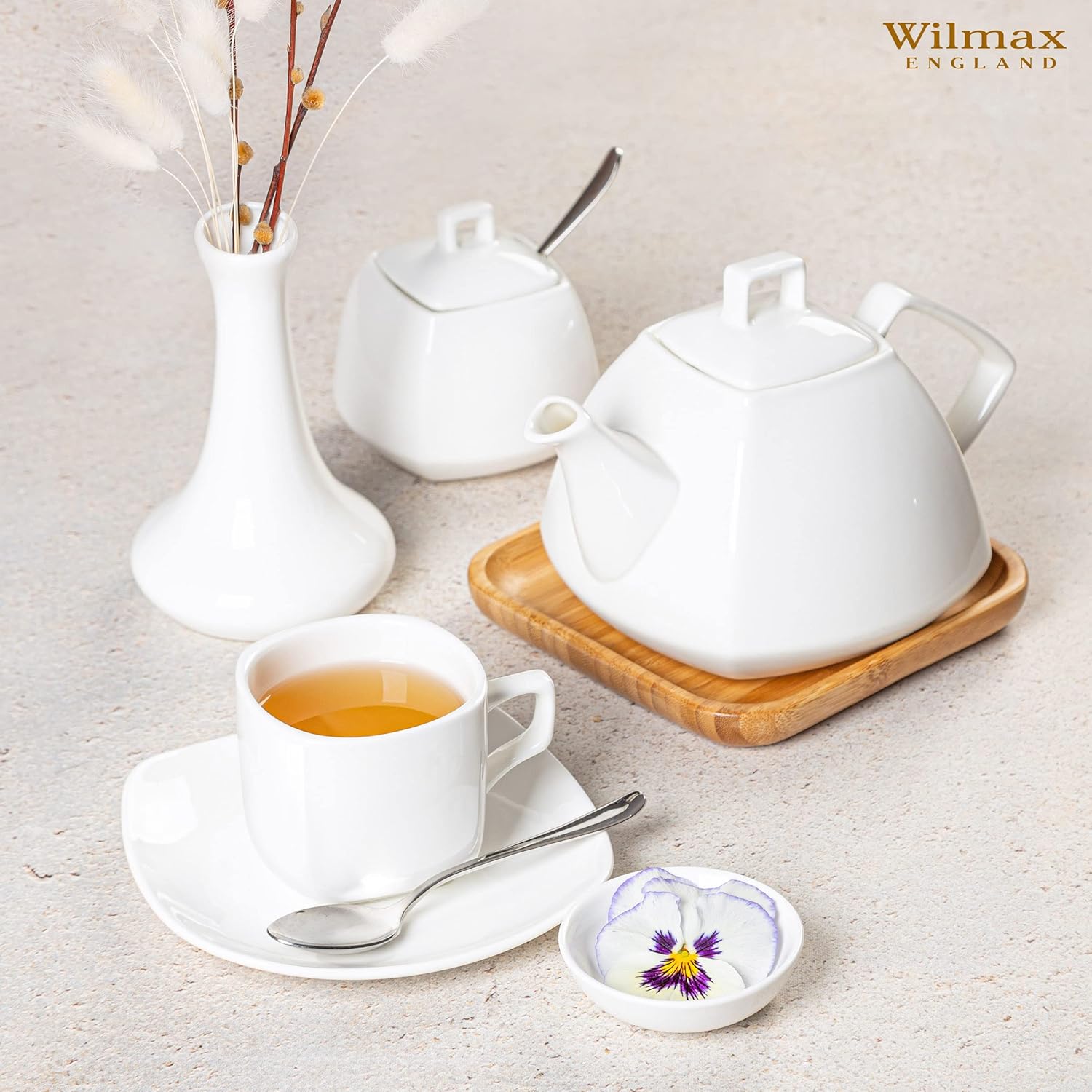 Wilmax Tee Tasse & Untertasse 200 ml aus Porzellan quadratisch WL-993003/AB