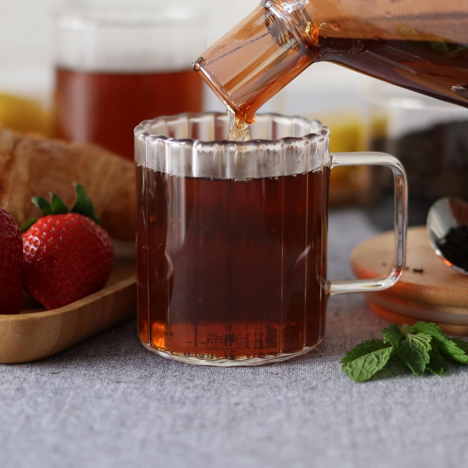 Wilmax Hitzebeständiger Glasbecher mit Henkel 300 ml Transparent aus Glas