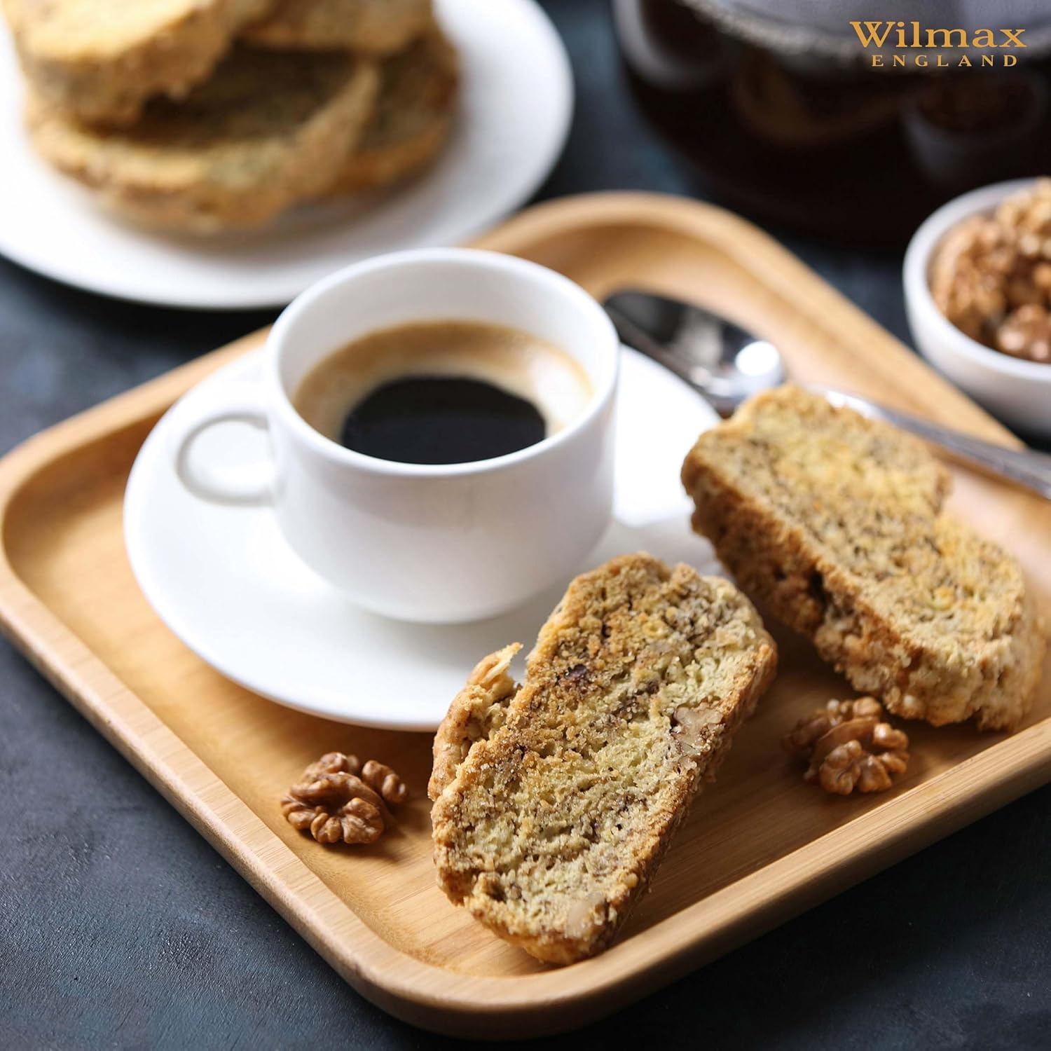 Wilmax Kaffeetassen mit Untertassen 140 ml 6er-Set Weiß aus Porzellan