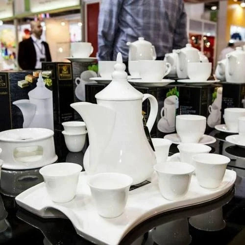 Wilmax Arabische Kaffee- und Teekanne mit integriertem Ausgusssieb 1000 ml Weiß aus Porzellan
