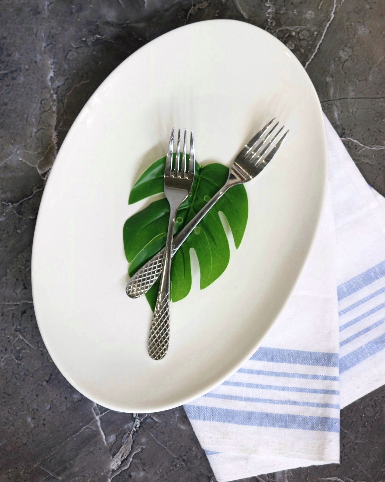 Wilmax Platte 25 cm Weiß aus Porzellan