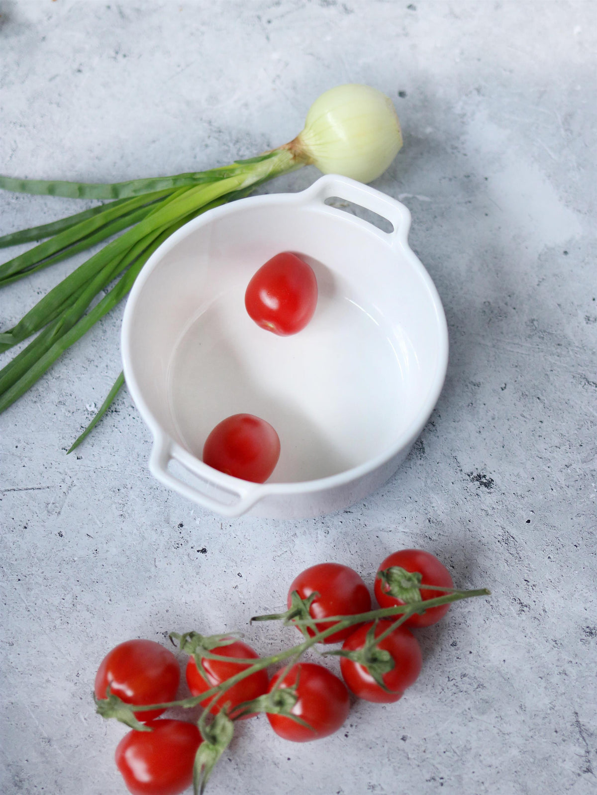Wilmax Auflaufform mit Griffen 220 ml Weiß aus Porzellan