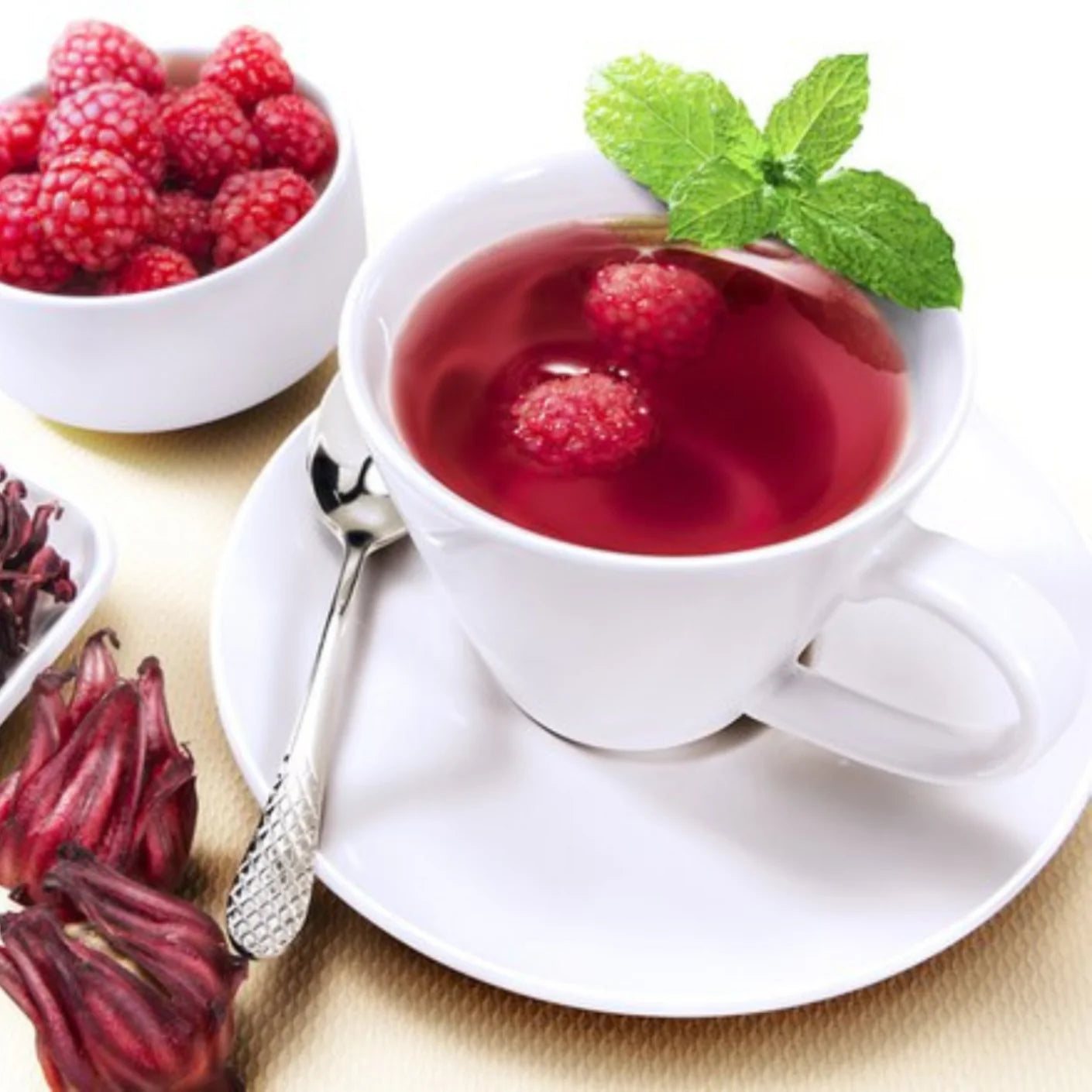 Wilmax Tasse mit Untertassen 180 ml 2er-Set Weiß aus Porzellan
