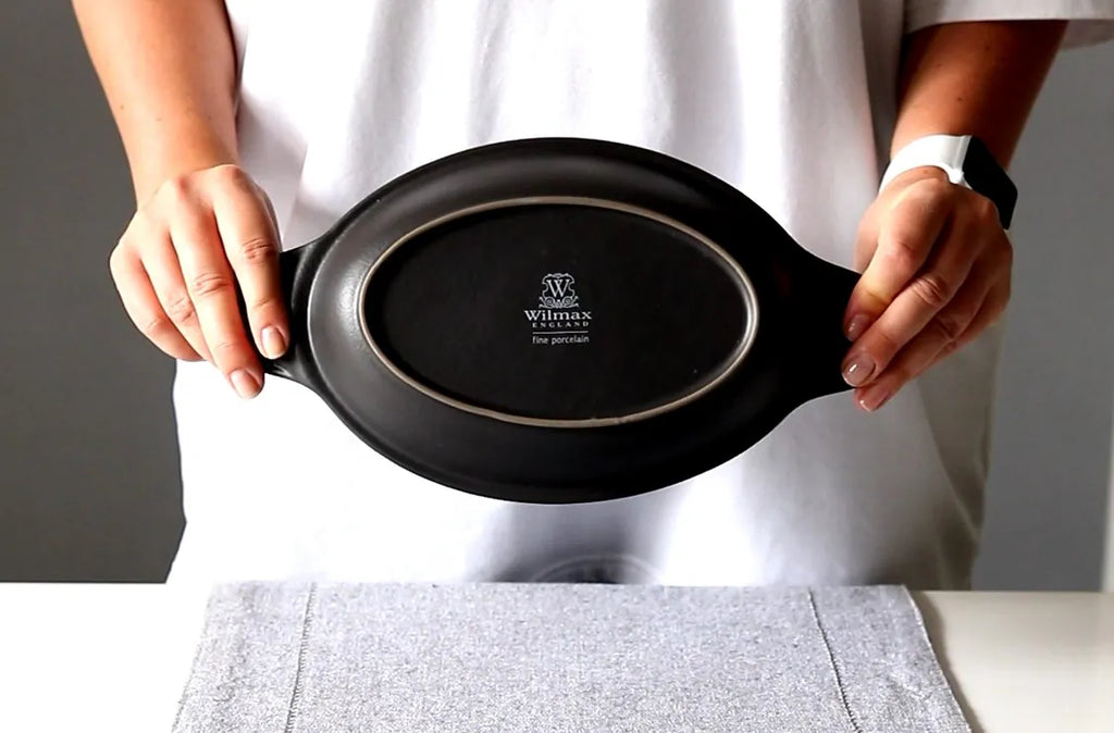 Wilmax Ovale Auflaufform 28 × 16 cm 500 ml Schwarz aus Porzellan