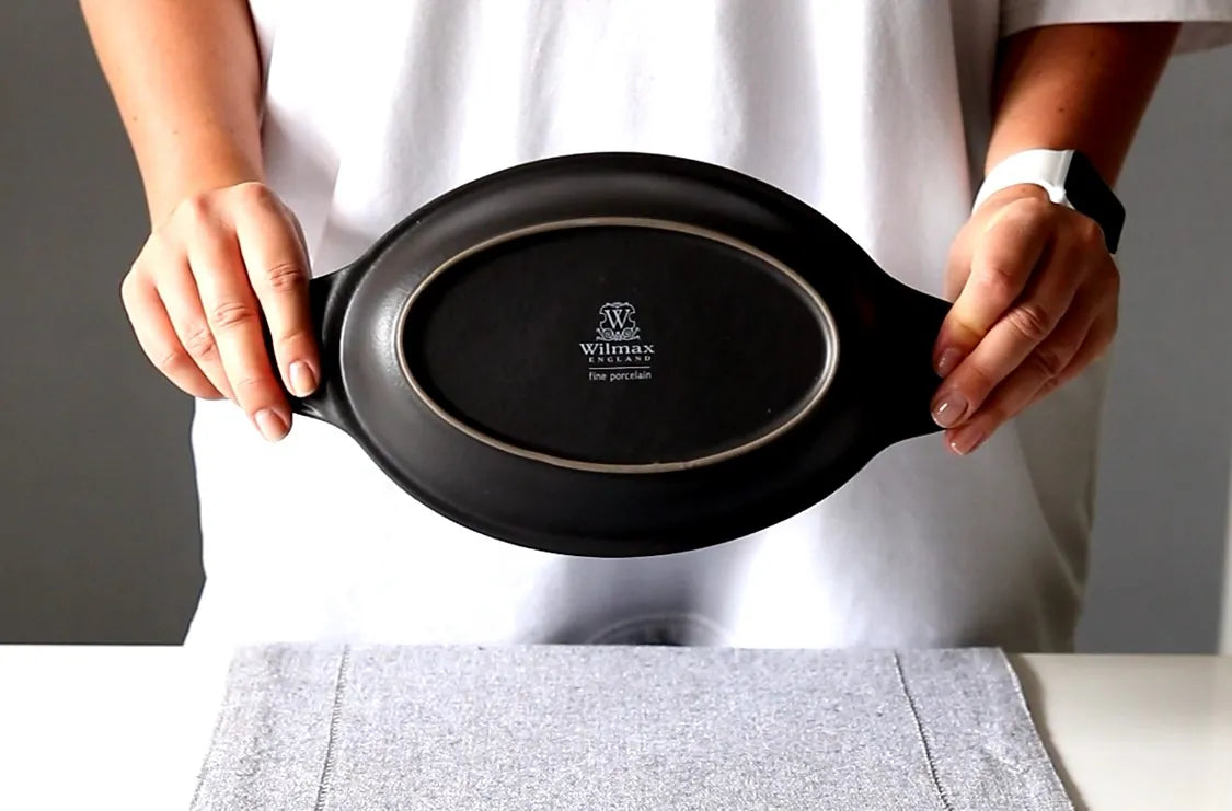 Wilmax Ovale Auflaufform 28 × 16 cm 500 ml Schwarz aus Porzellan
