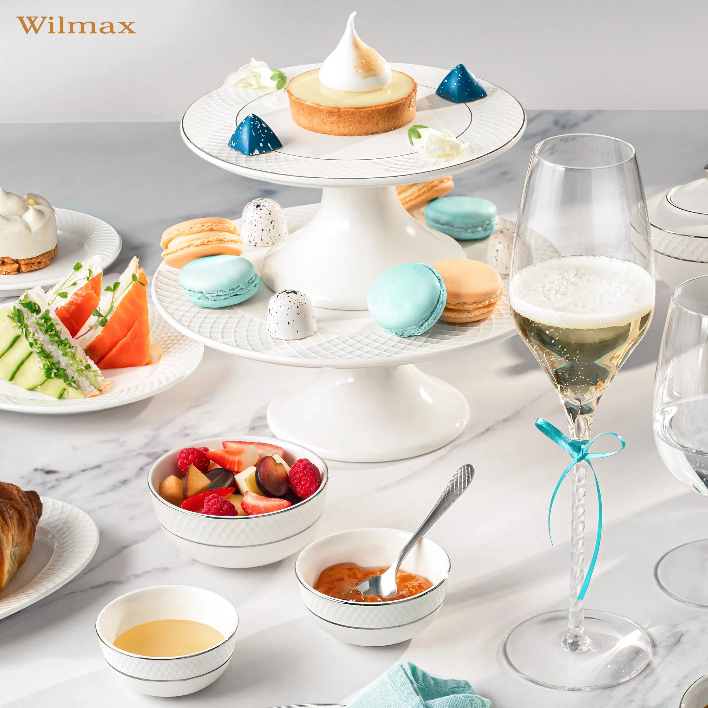 Wilmax Champagnerflöte 300 ml 2er-Set Transparent aus Wilmax Crystalline-Serie